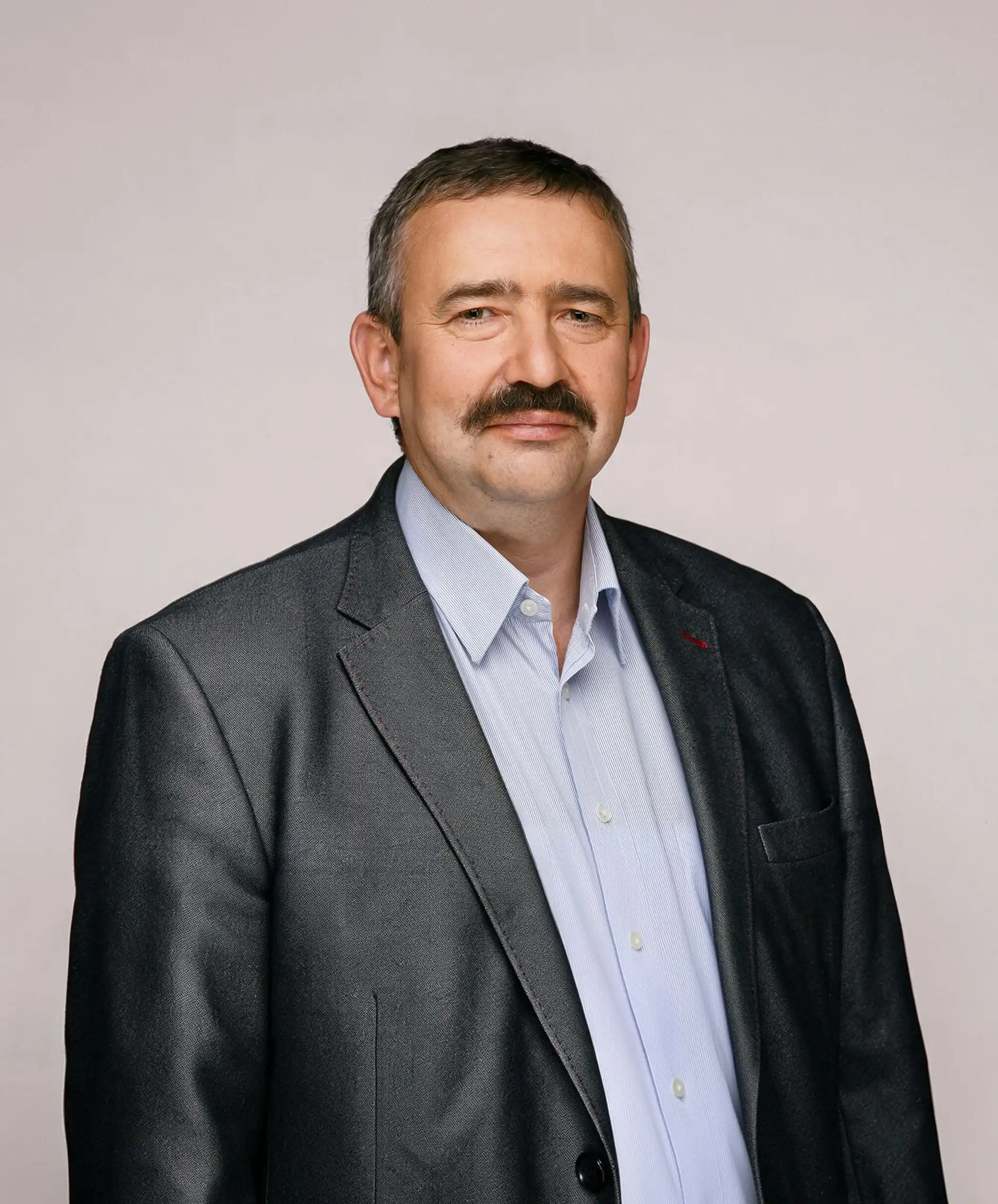 Лев Матвеев